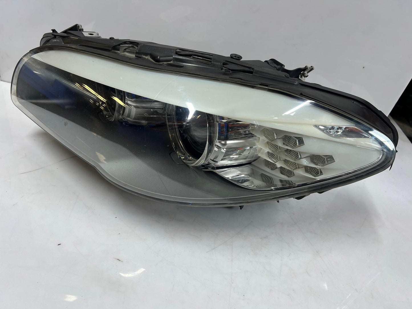BMW Xenon headlight for BMW 5 Series F10 F11 Pre-2010-2014 7203247