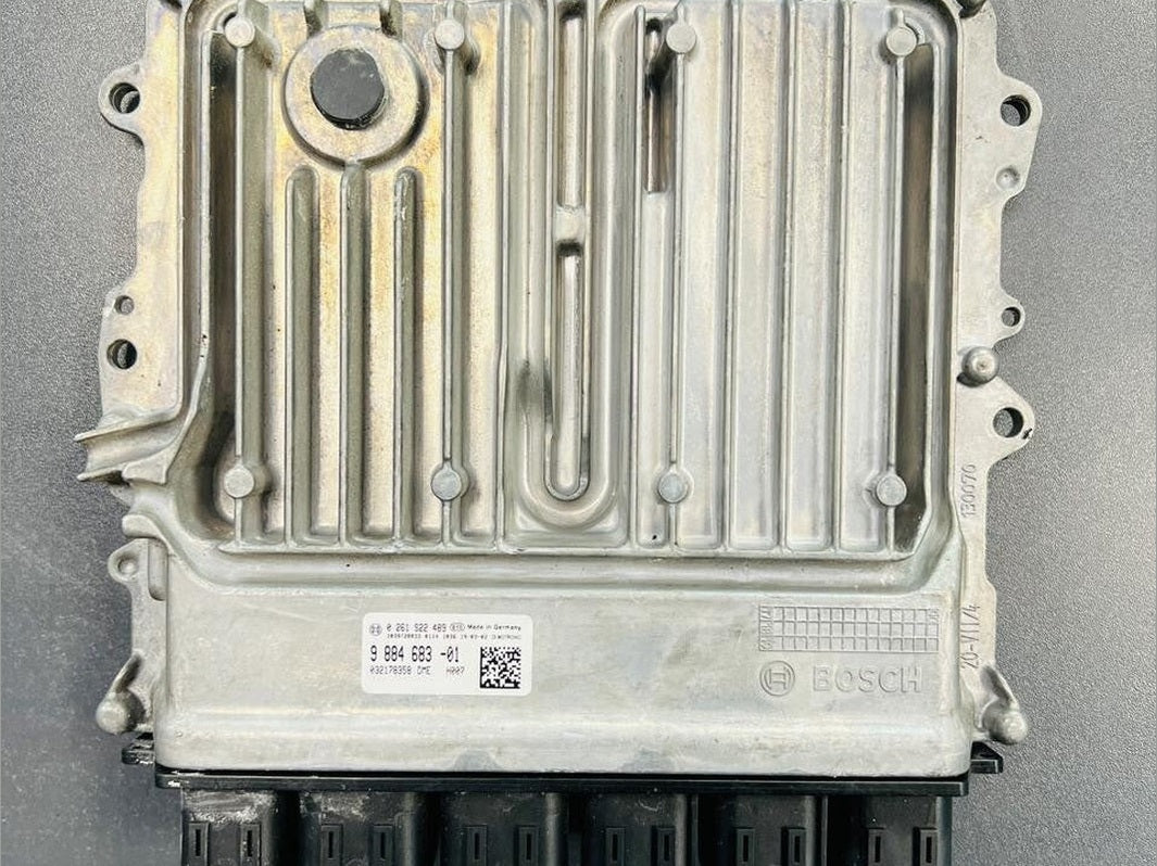 9884683 FITS FOR  BMW B48 /F30/F32 /F34 /F20 ENGINE CONTROL ECU  MODULE 2017
