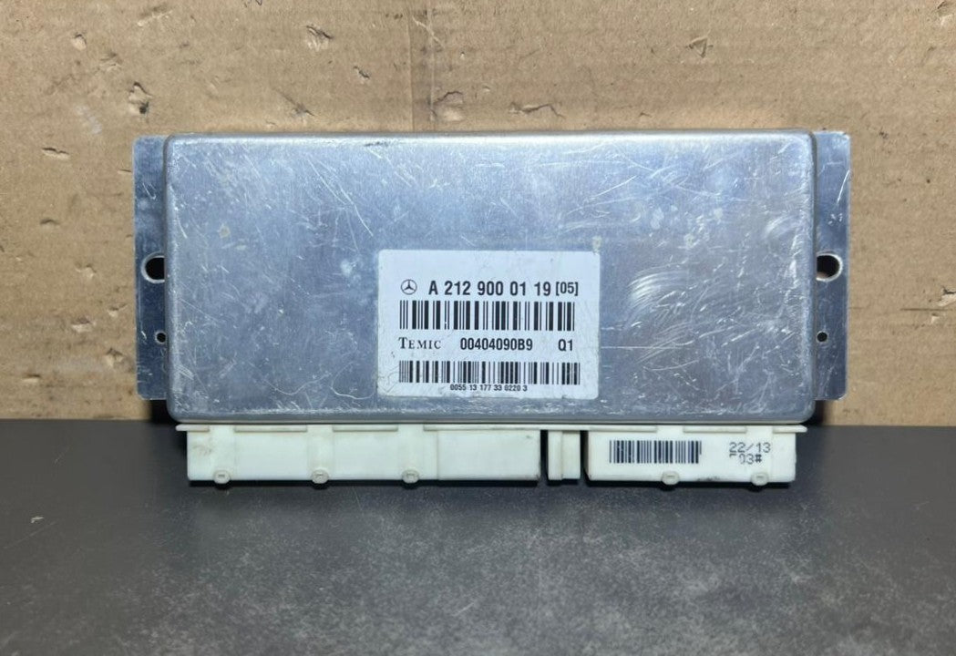 10-14 Mercedes W212 E-Class Air Airmatic Suspension Control Module A212 9000119
