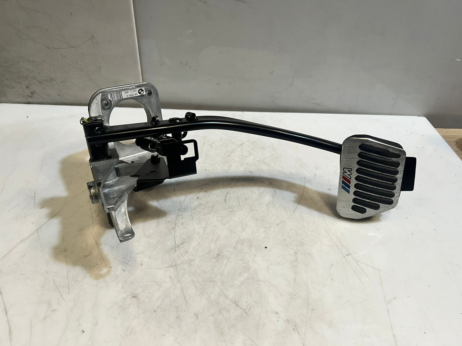 2009-2016 BMW Z4 Series E89 Brake Pedal Assembly 6785885 OEM