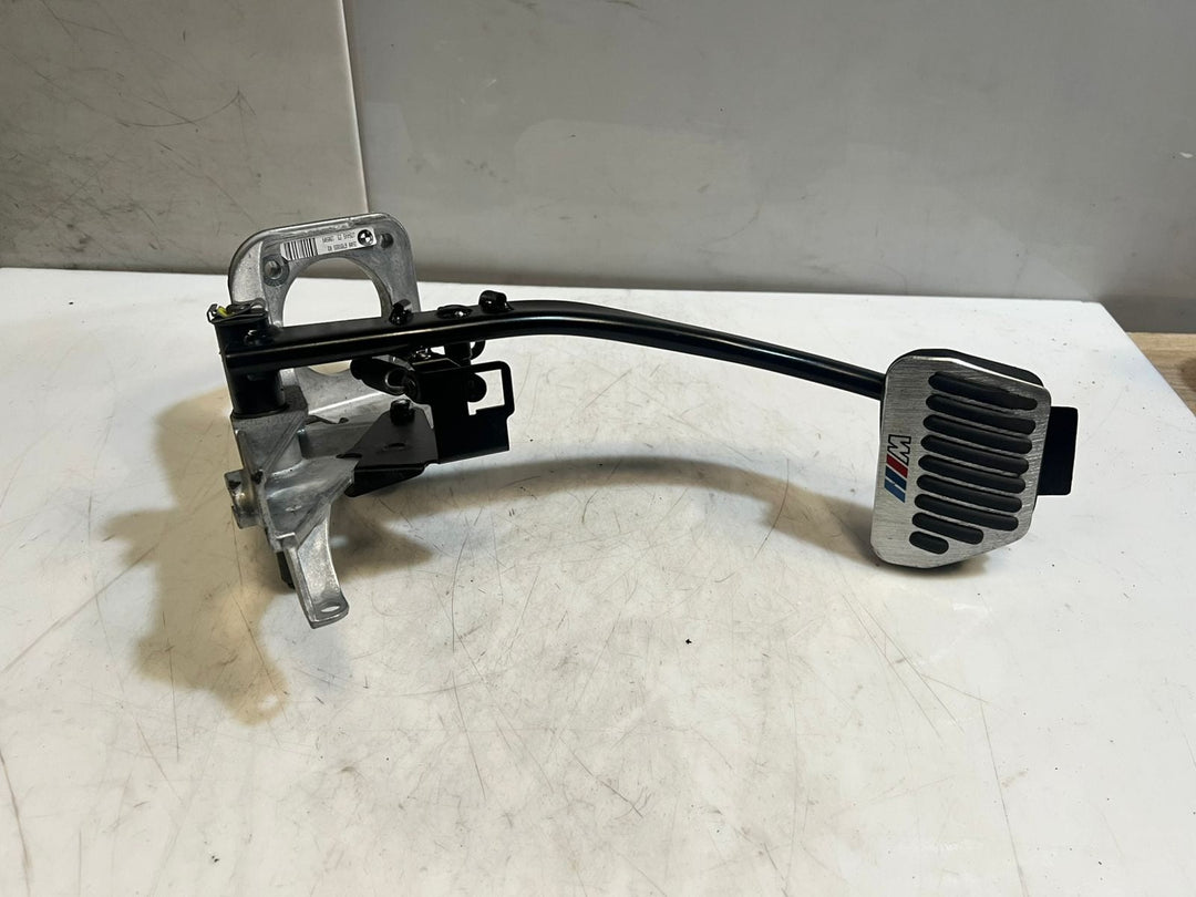 2009-2016 BMW Z4 Series E89 Brake Pedal Assembly 6785885 OEM