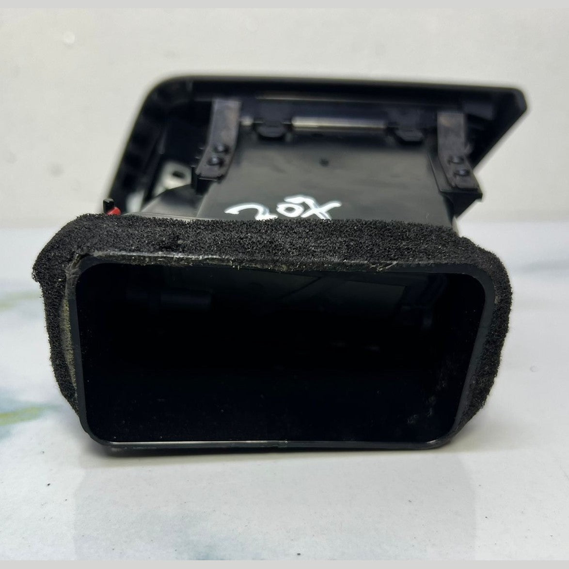 Mercedes Benz Air Vent Front Left A2078300154 E-Class W207
