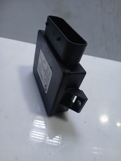 BMW 5 Series F10 F11 F12 F13 F25 F26 650i Parking Brake Control Module 6858017