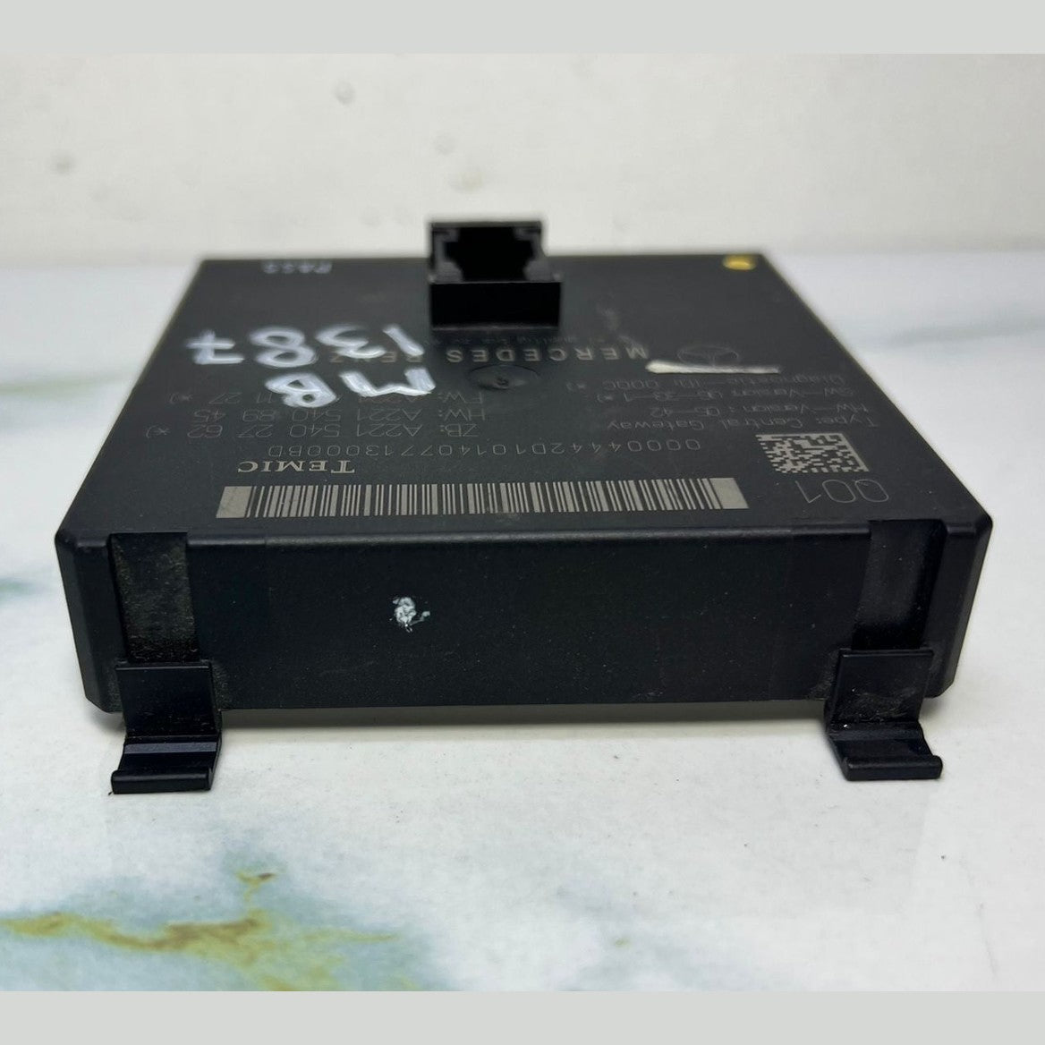 07-14 Mercedes-Benz S550 Central Gateway Control Module A2215402762 W221 W216 CL
