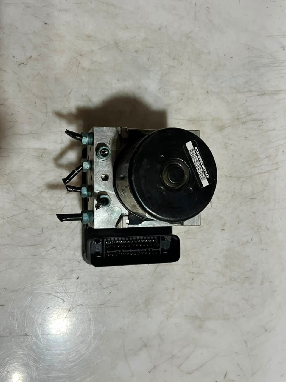 BMW F30 F31 F32 320I ABS Anti Lock Brake Pump Module 3451-6857323-01 OEM