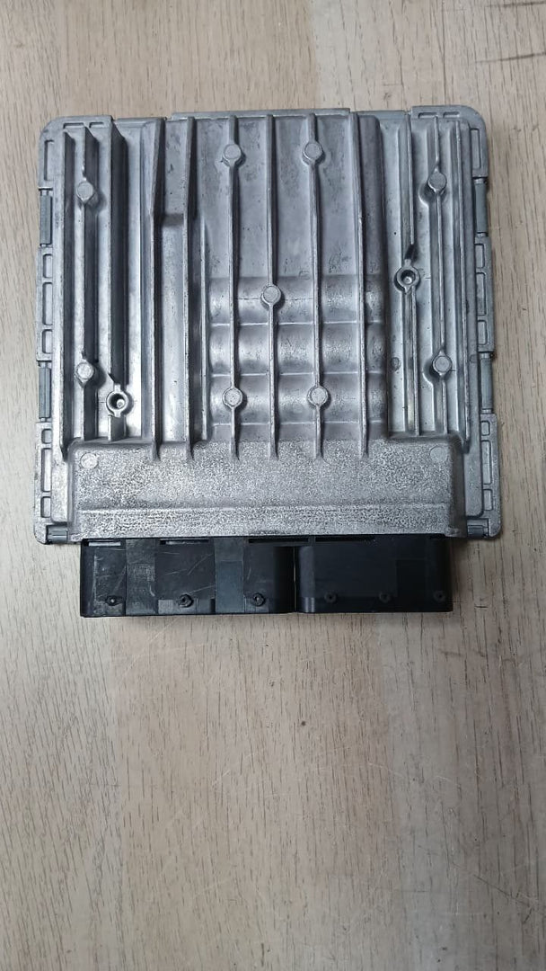 2007-2008 BMW 328i Engine Control Module 7587164 MSV80