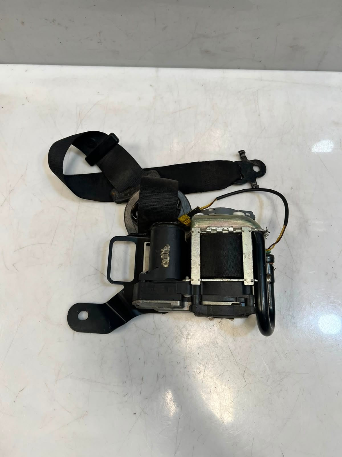 2013-2018 BMW X5 F15 X6 F16 Front LEFT Seat Belt 628641600 OEM