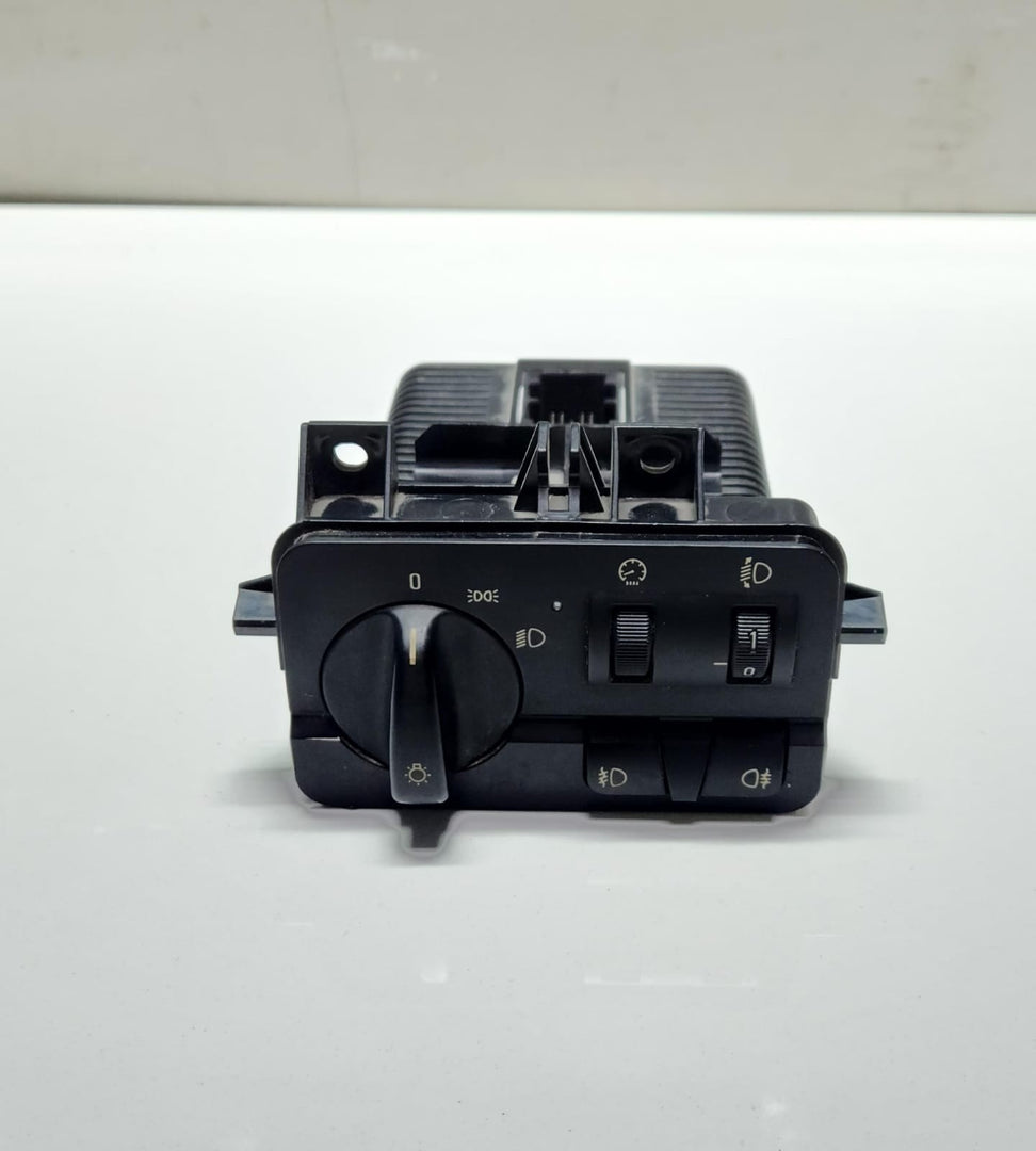 1998-2005 BMW 3 Series Headlight Control Switch 6907947 E46 320d and 330d OEM