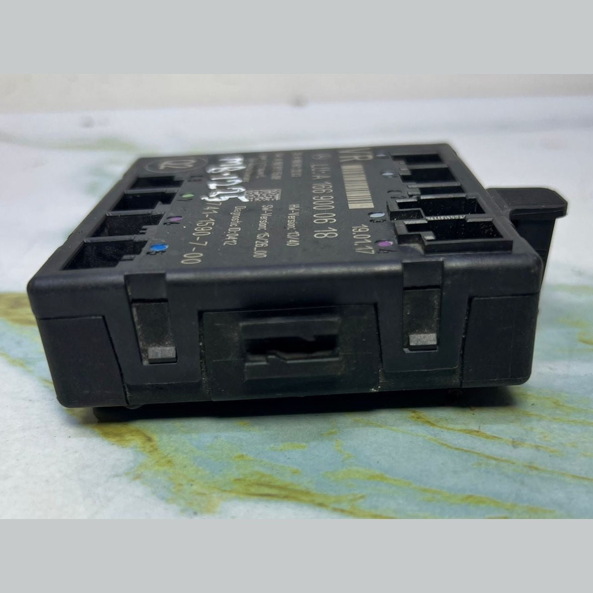 Mercedes-Benz Door Control Module A 1669000618 GL, GLE, and ML