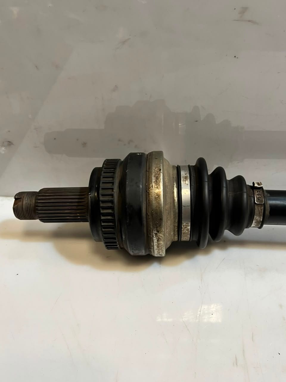 2004-2011 BMW X3 E83 3.0L XDRIVE Rear Drive AXLE Shaft 3417391 OEM