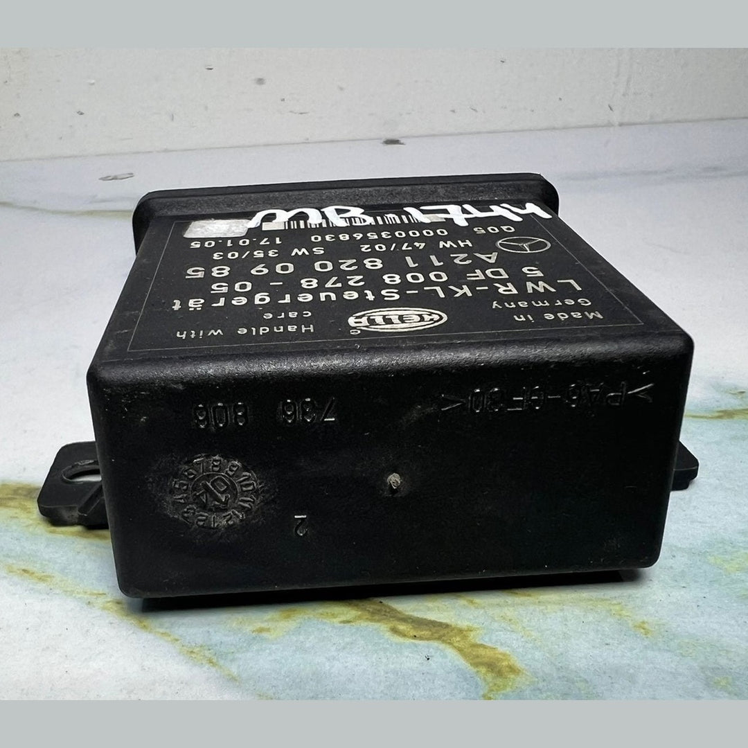 2002-2009 Mercedes E320 Headlight Control Unit A2118200985 W211 E320 E350 E550