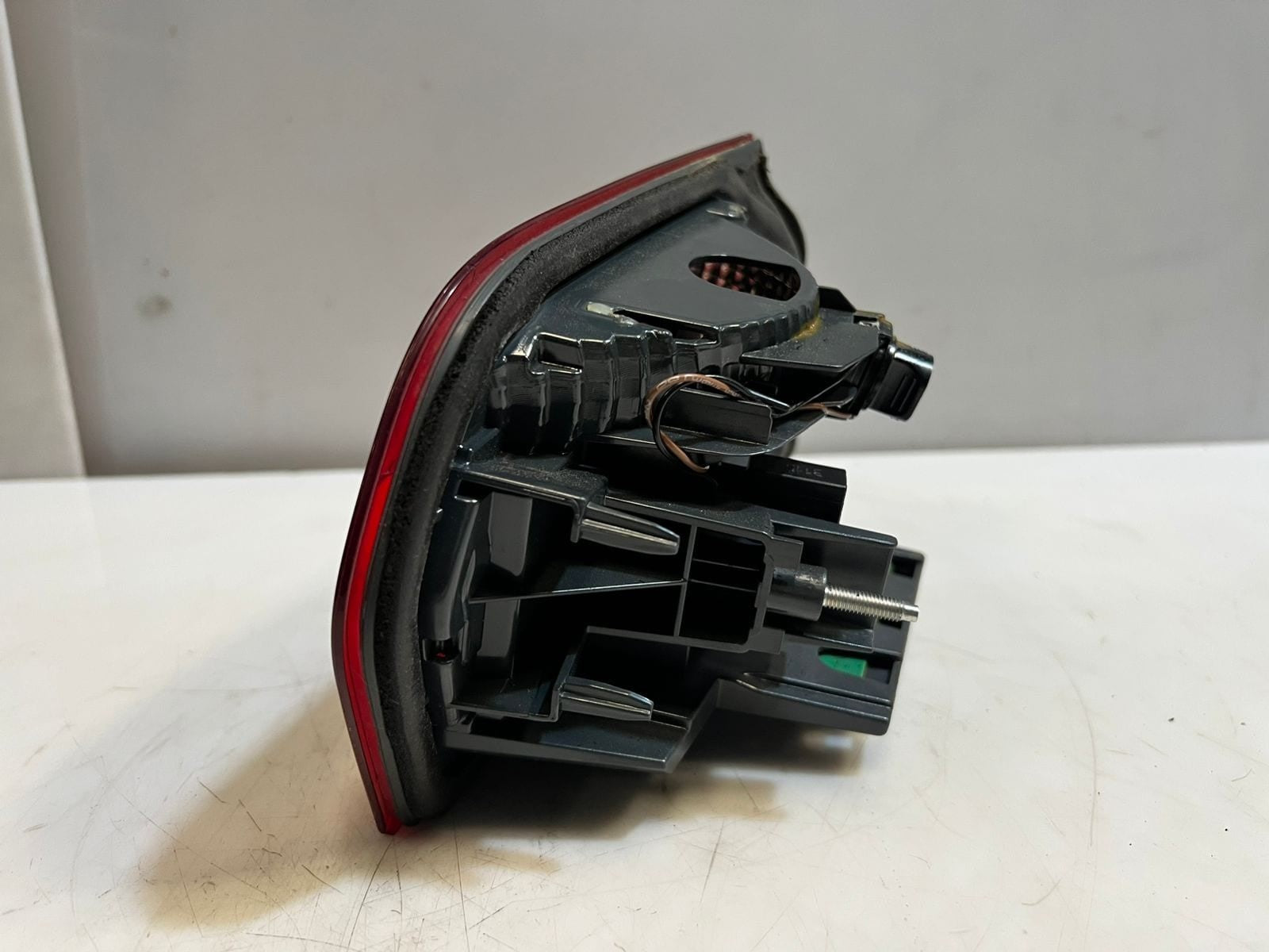 BMW 3 Series F30 F31 F35 LCI F80 M3 Rear Inner Tail Light Right 7369120 OEM