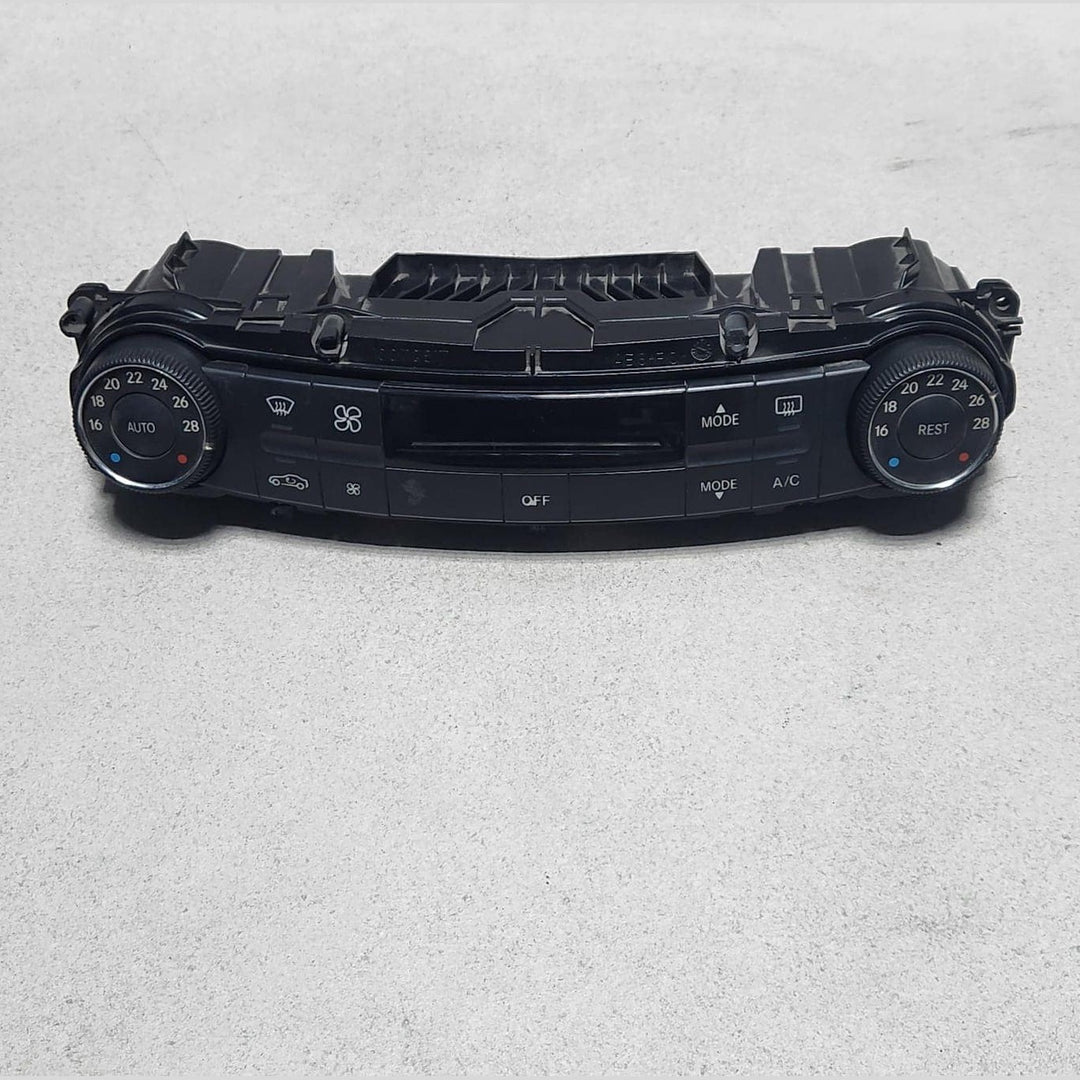 Mercedes-Benz Climate Control Panel 2118300890 W211 E-Class and S211 E-Class