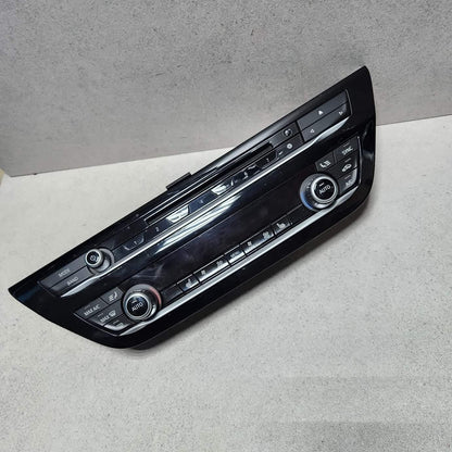 2018 BMW 540d xDrive Climate Control Switch Panel 6999402 530i 540i G30