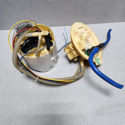 BMW Fuel Pump DIESEL 7476107 5 Series G30 6 Series G32 and 8 Series G14