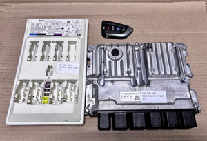 BMW G20 330i USA B46B S10 26/07/2021 ENGINE CONTROL UNIT SET + KEY - 5A40107