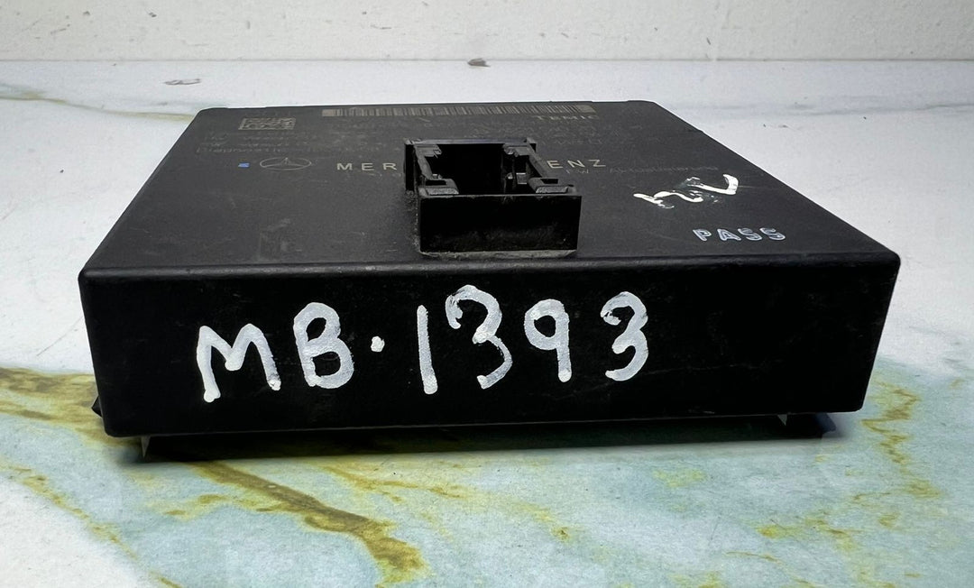 2007-2013 Mercedes-Benz W221 S-Class Gateway Control Module A221 5407045 OEM