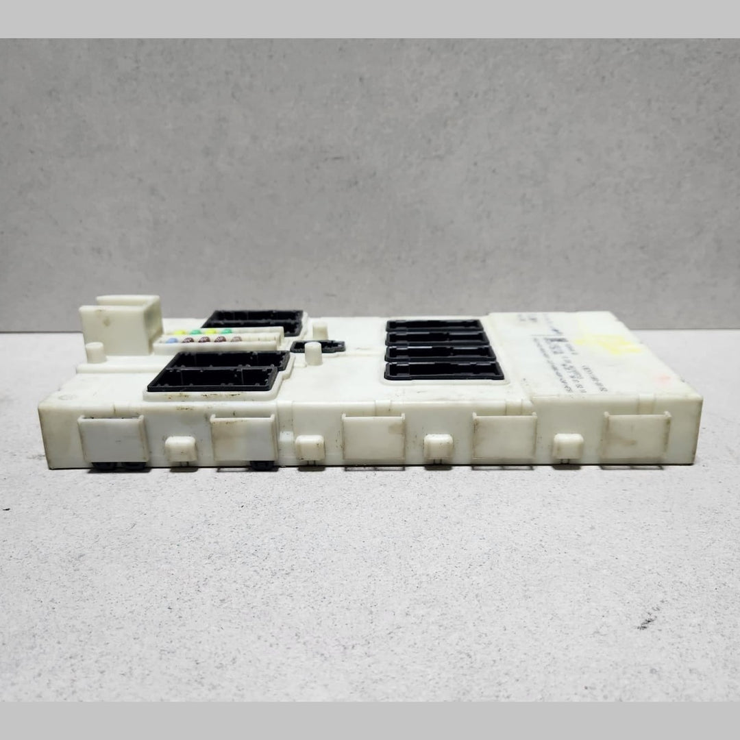 2012-2016 BMW 328i Front Electronic Module 9292946 F30 F31 3-Series and 4-Series