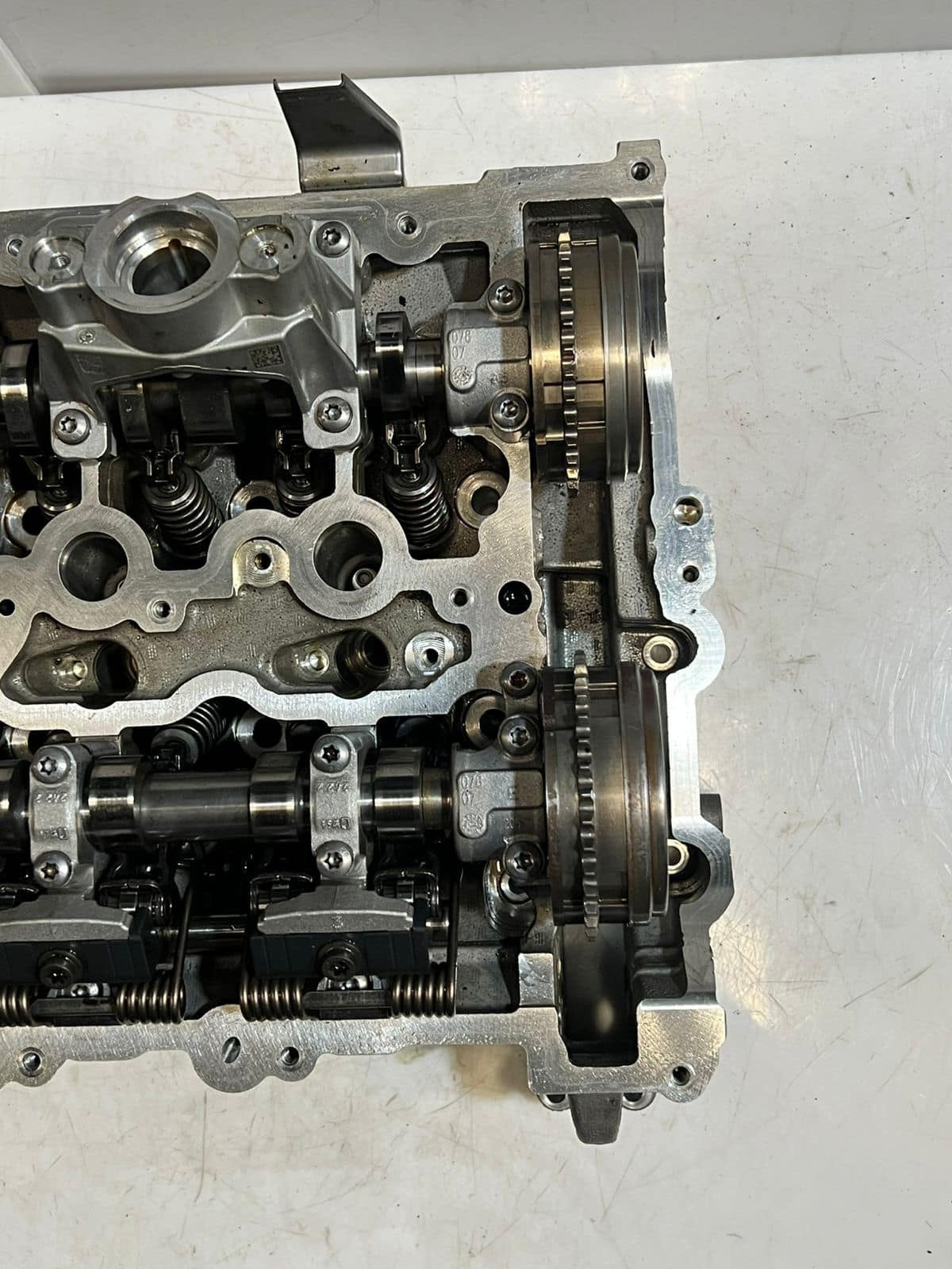 2016 BMW F20 1-Series F20 MINI F56 1.5 TURBO B38B15A Cylinder Head 86266970700