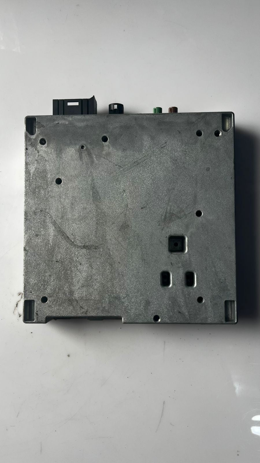 BMW X5 F15, X3 F25, and F01 Video Control Module 9321039 