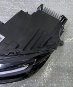 قم بتحميل الصورة إلى عارض الصور، OEM BMW 7 Series G70 Headlight Upper LED Front 9879935 left Side