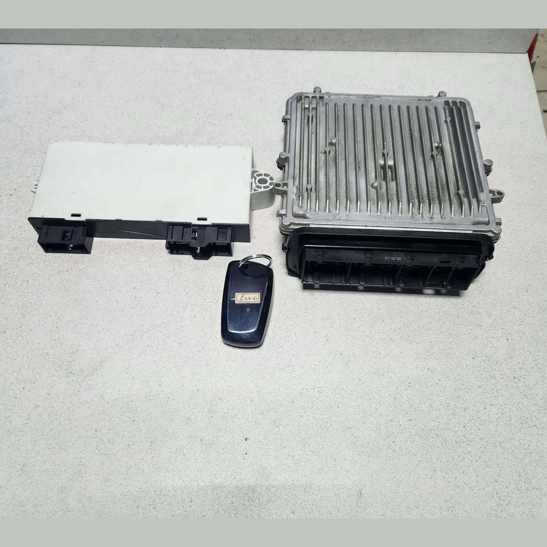 BMW Engine Control Unit 8518892 F10 and F11 DIESEL N47 520D 2012  ECU SET