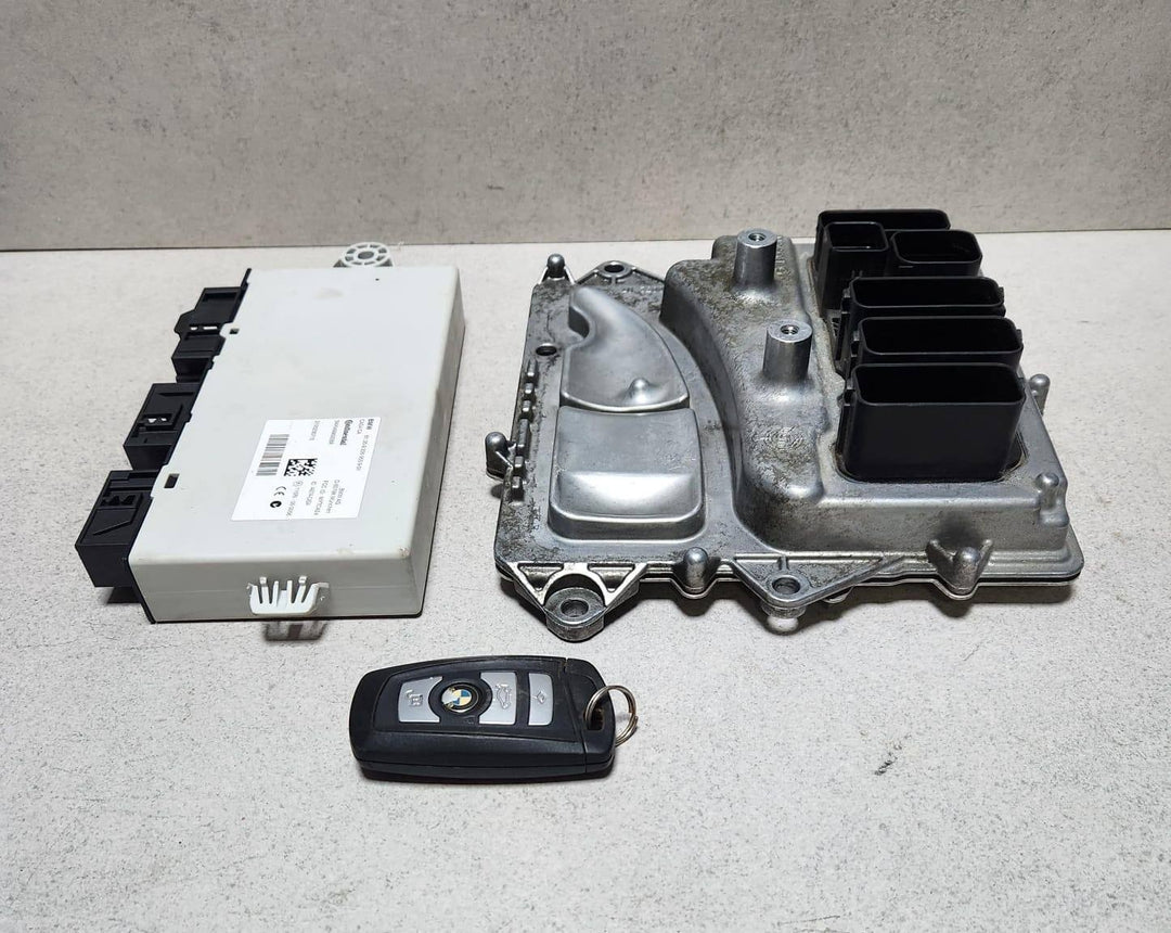 2009-2016 BMW 535i Engine Control Unit 7604402 F10 F11 F07 with N55 ECU SET