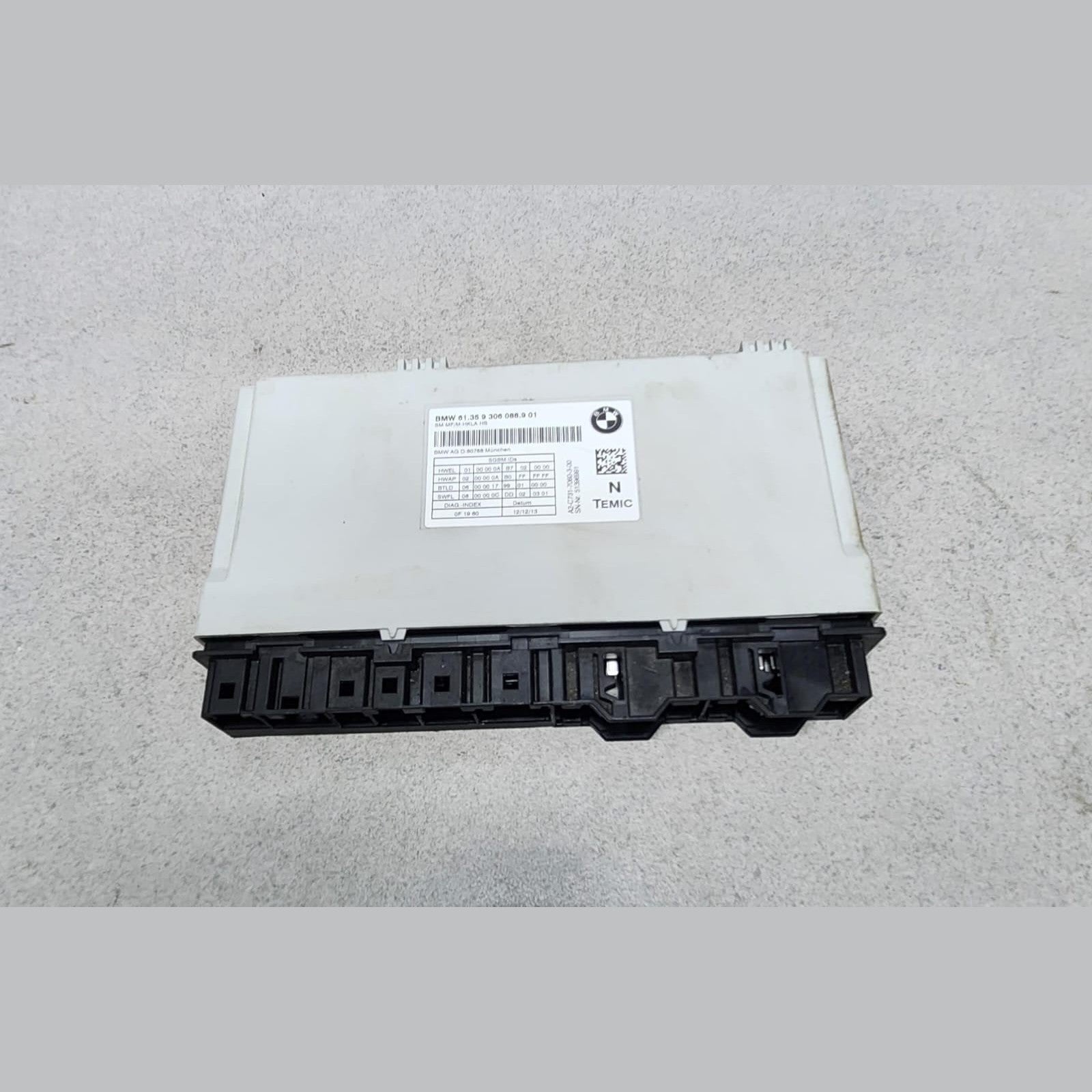 2014-2018 BMW X5 Front Seat Control Module 9306088 X5 and X6 OEM
