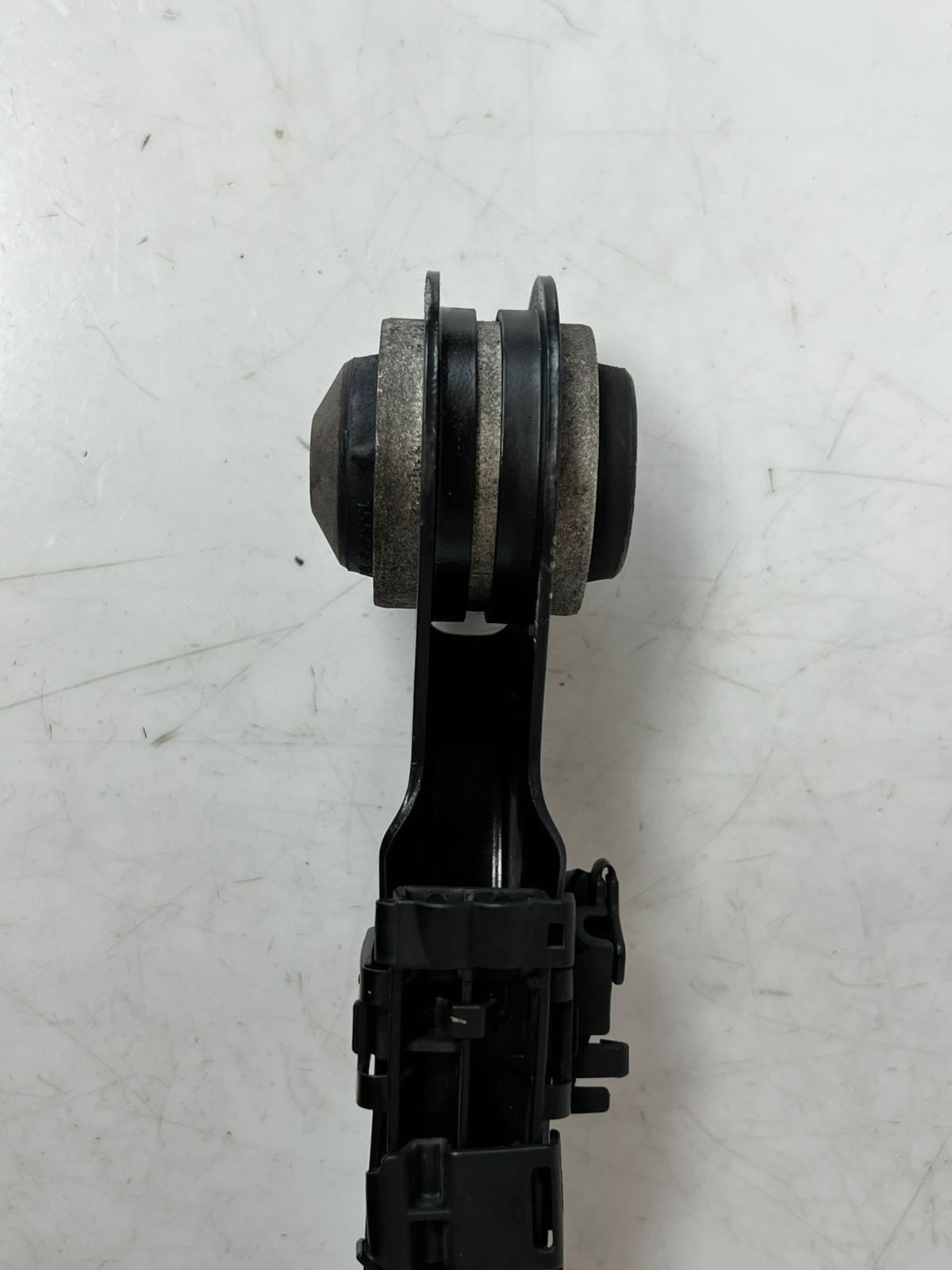 2013-2018 BMW 320i 3 Series F30 and 4 Series Rear Upper Control Arm 6792519 OEM
