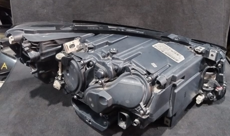 BMW 5 GT F07 2013GT LCI ADAPTIVE LED SCHEINWERFER LINKE SEITE GEBRAUCHT...