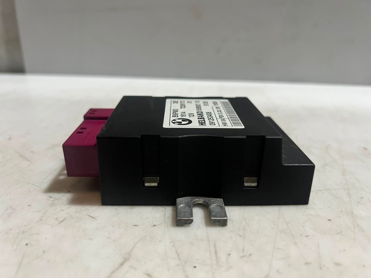 2016 BMW 1' 3' Z4 E60 E61 E70 E71 E89 E90 Fuel Pump Control Module 7229173 OEM 
