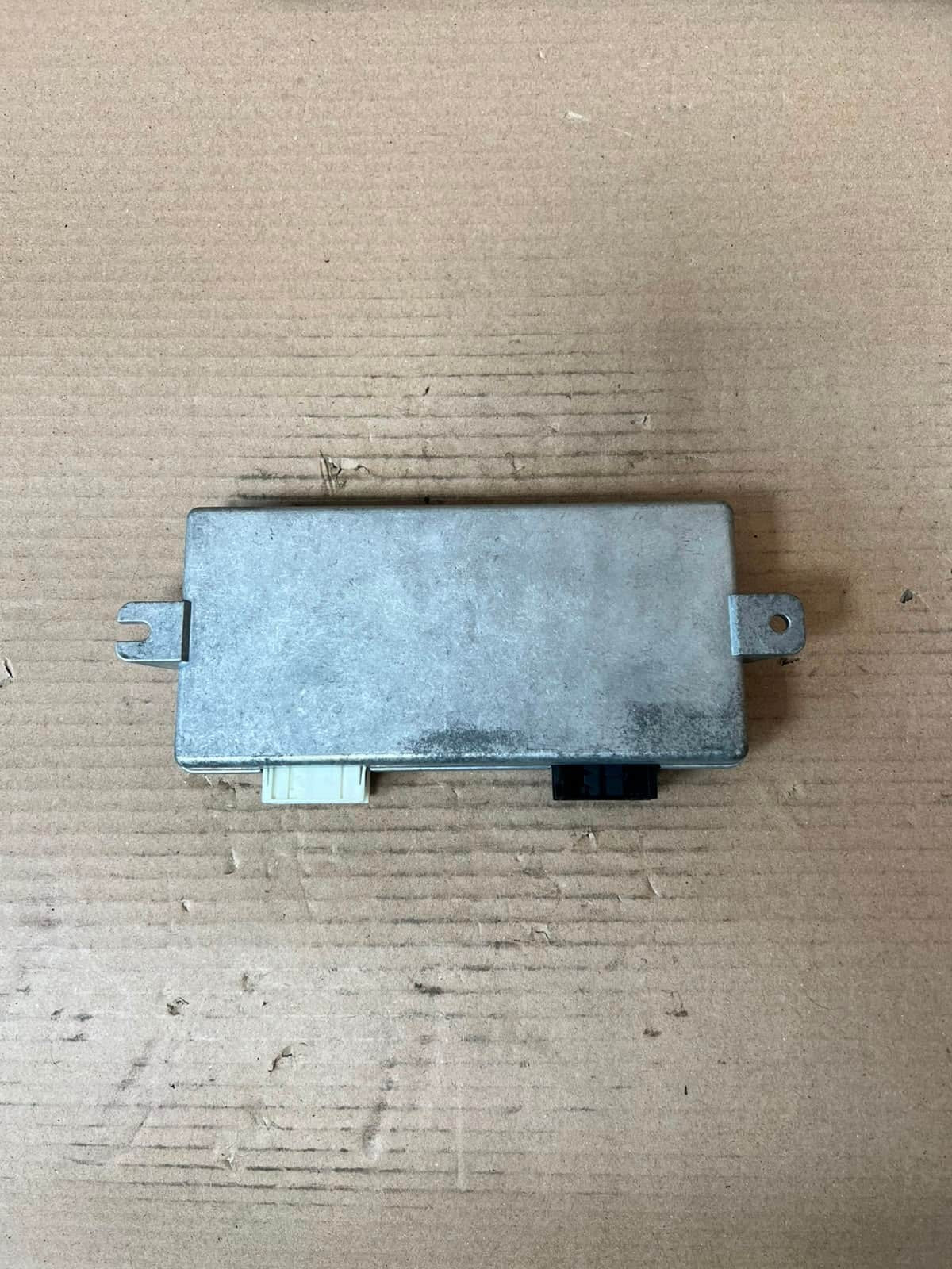 BMW X3 F25 X4 F26 X5 F15 X5M F85 Surround View Camera Control Module 9329347