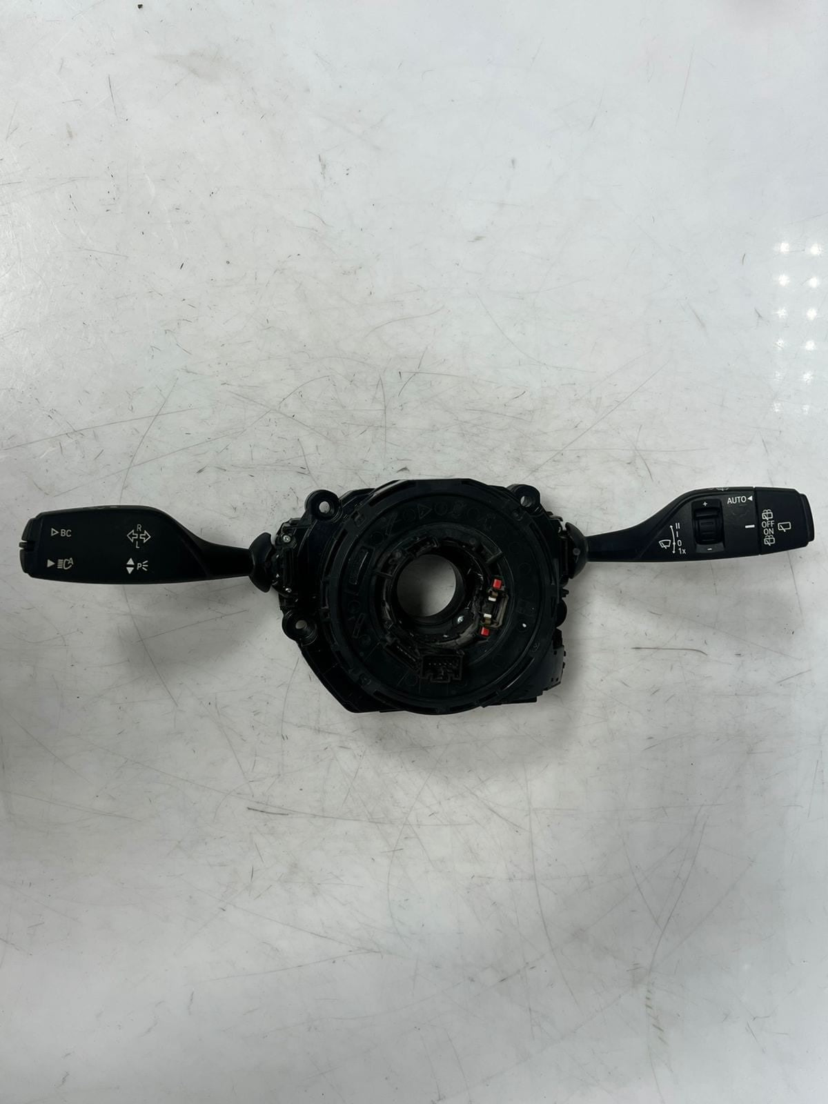 2015-2020 BMW X1 F45 F46 F48 X2 F39 X5 F15 F85M Steering Column Switch 6827372