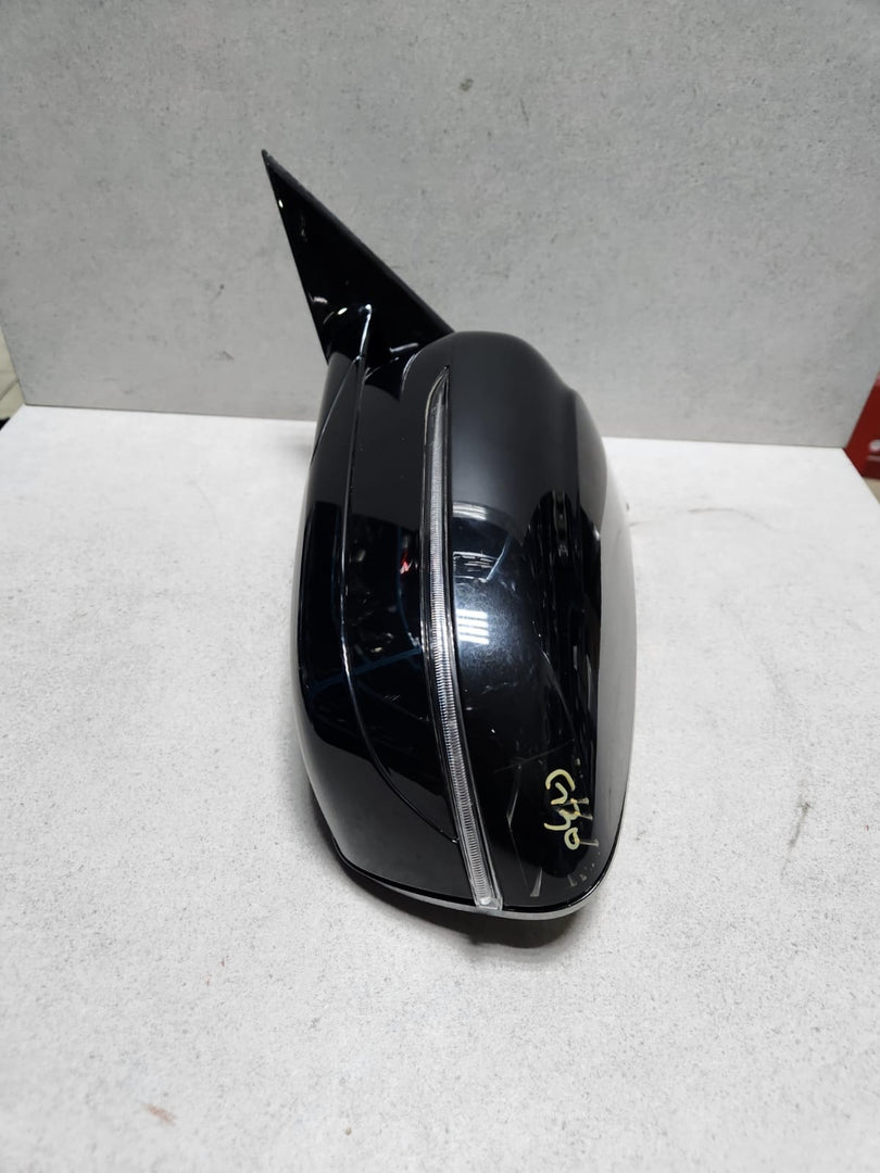 BMW Left Side Door Mirror F0184101U668B 5 Series G30 G31