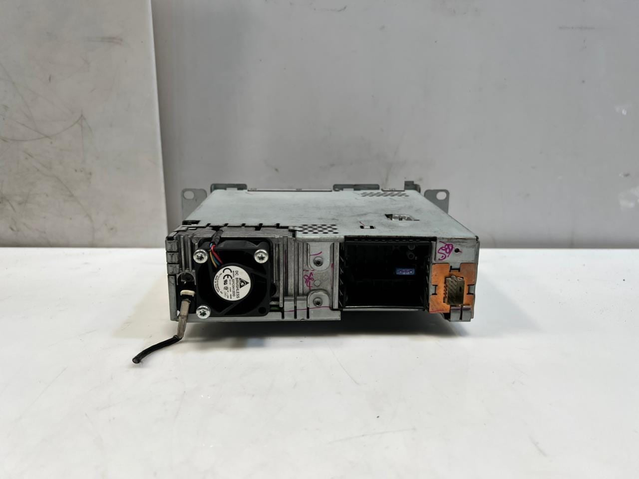 BMW 5 Series E60 E61 LCI Radio CD Player Head Unit With Aux 9196760 OEM
