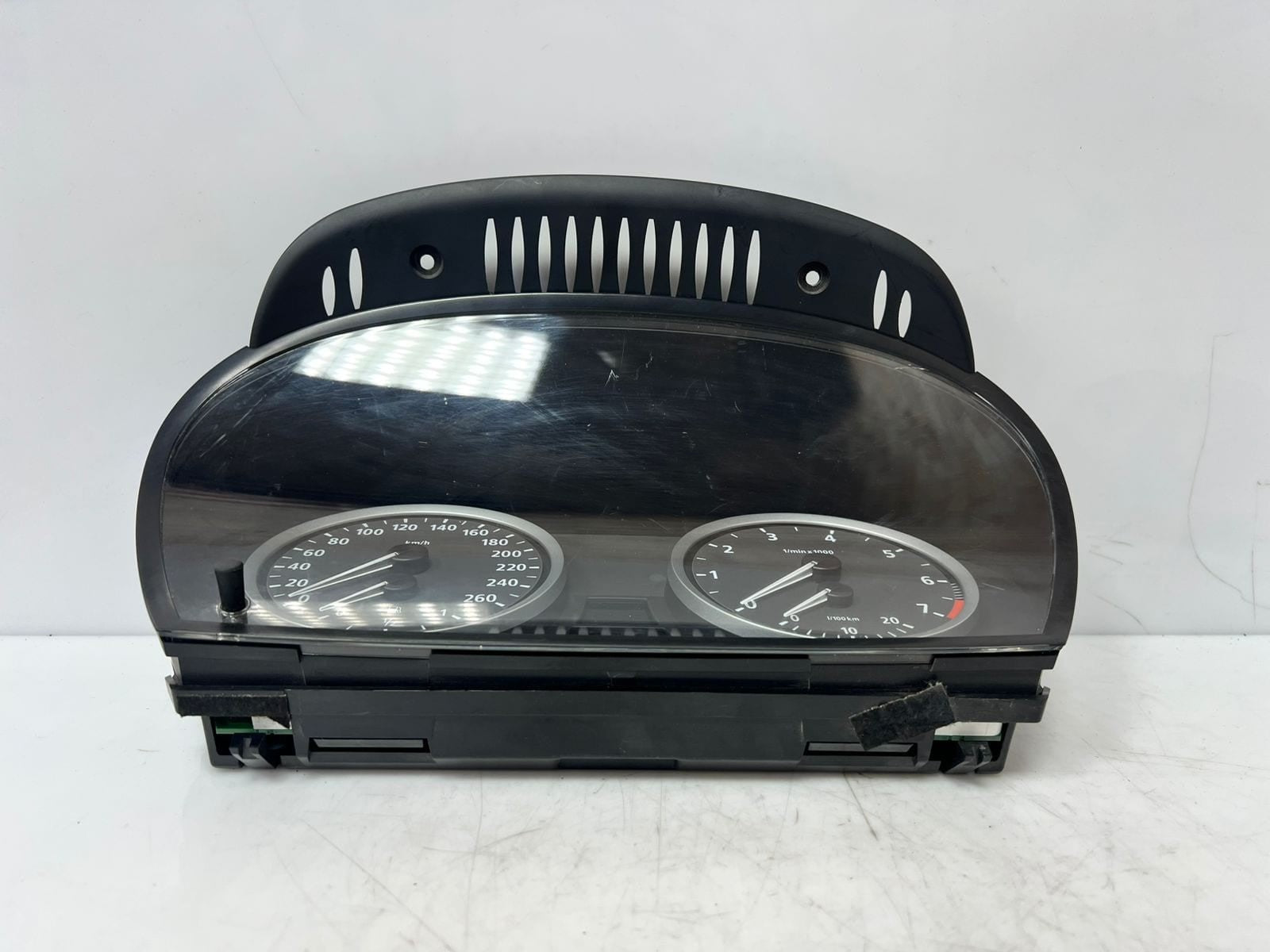 2005 BMW 525i 5 Series E60 E61 520I SPEEDOMETER Instrument Cluster 6958592 OEM