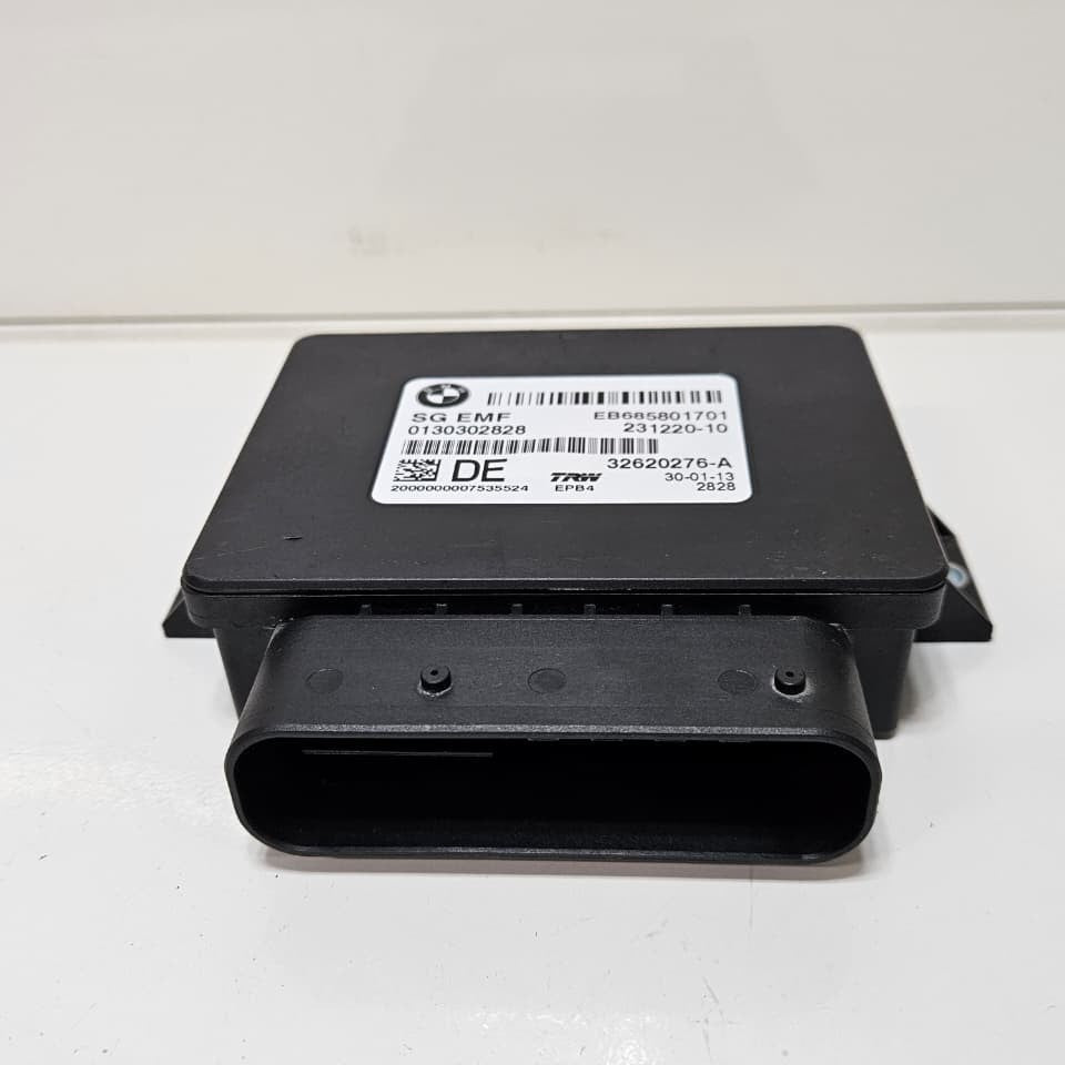 OEM BMW F10 F11 F06 X3 X4 EMF PARKING BRAKE CONTROL UNIT 6858017