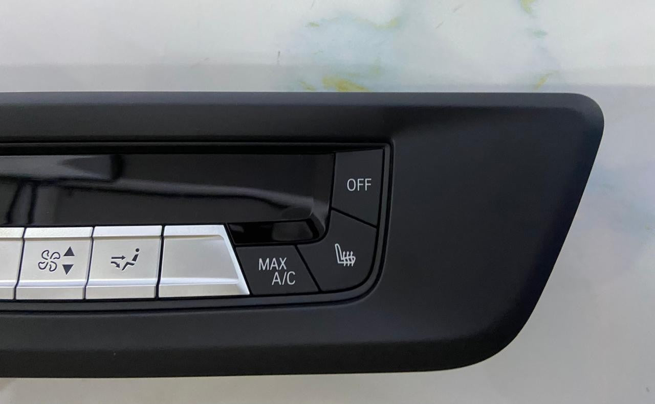 OEM BMW X7 G07 Rear Temperature Climate Control Switch 9462519
