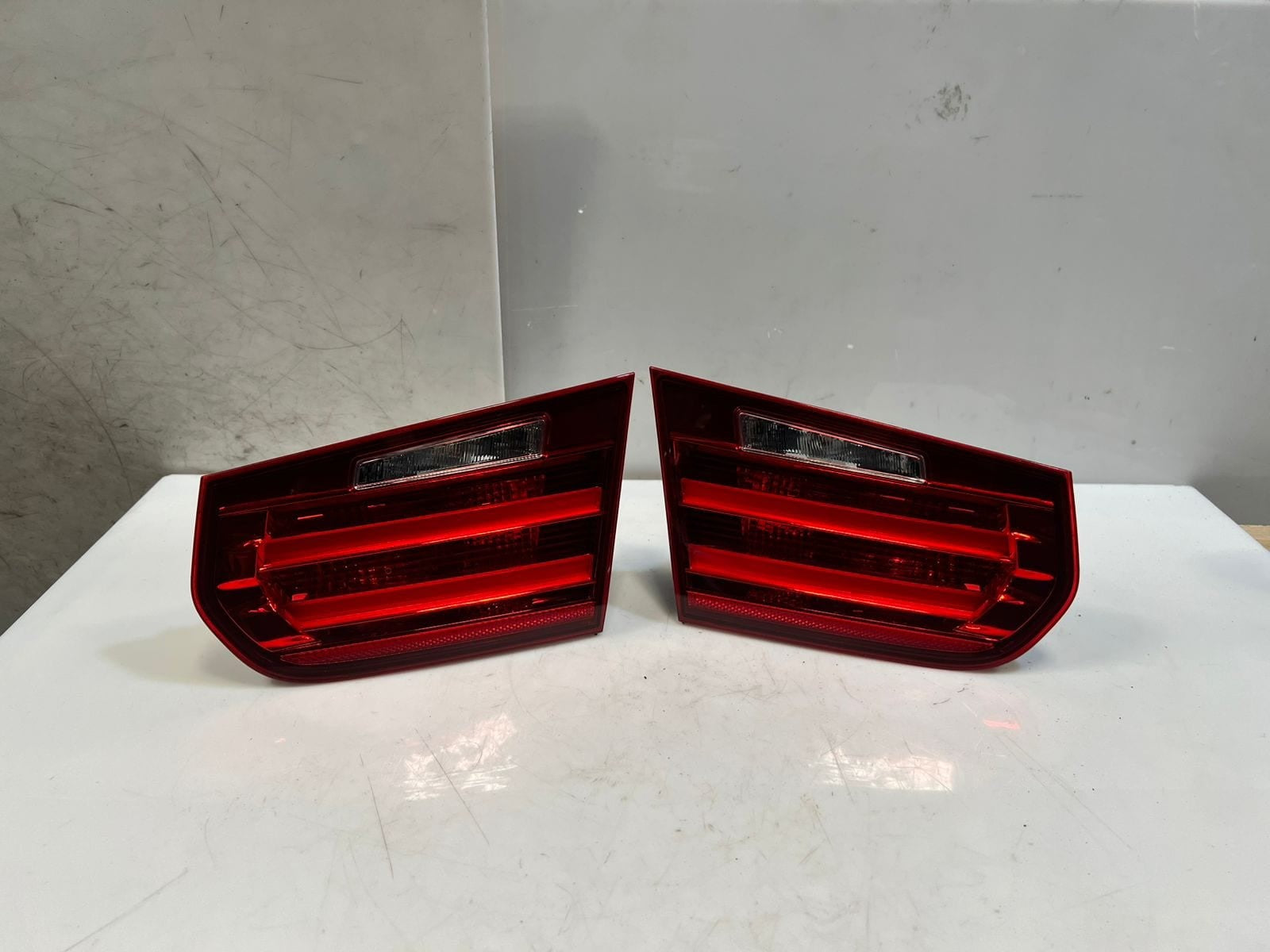 2012-2015 BMW F30 F31 320i Right LEFT Rear Inner Tail Light 7259916 7259915 OEM