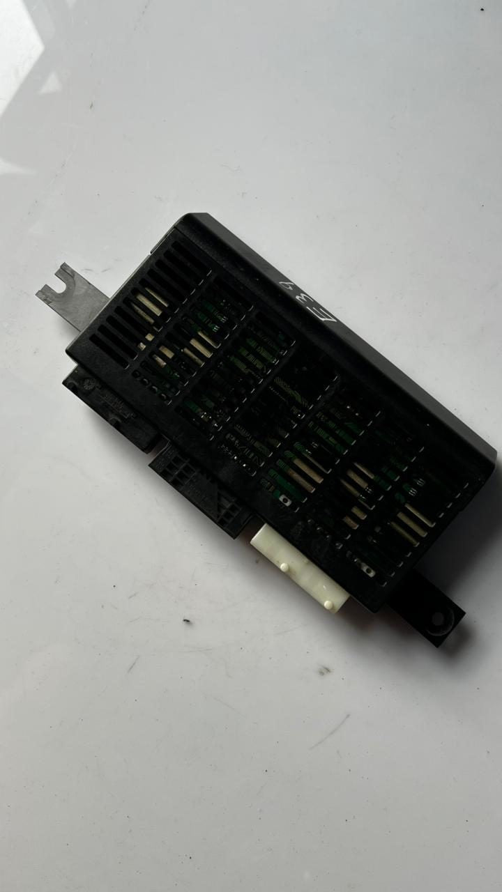 BMW  E38 7 Series and E39 5' Light Control Module 8386207