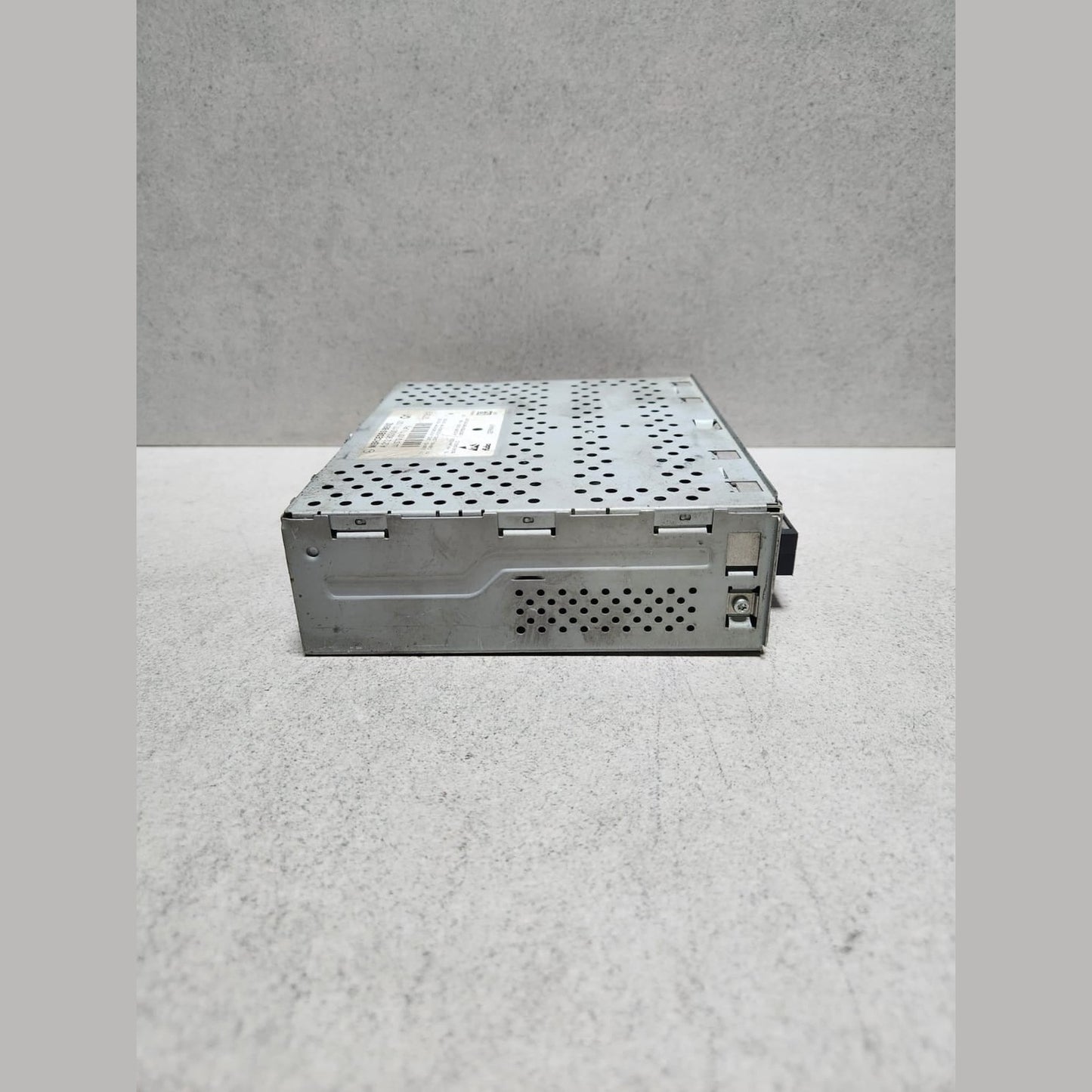 2011-2014 Mercedes-Benz C180 Digital Radio Tv Tuner A2129000017 W212 and C-Class