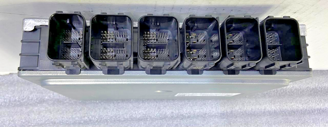 OEM BMW G60 G70 G05 G06 G07 Control Unit Engine Electronics DME ECU ONLY 5A71304