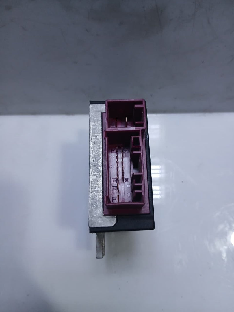 2011 BMW X5 E70 X6 E71 E90 E92 E60 Fuel Pump Control Module 7276046 OEM