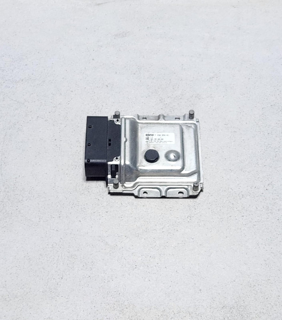 BMW Adblue Control Unit 7390996 F10 F11 F15 F20 F21 F30 