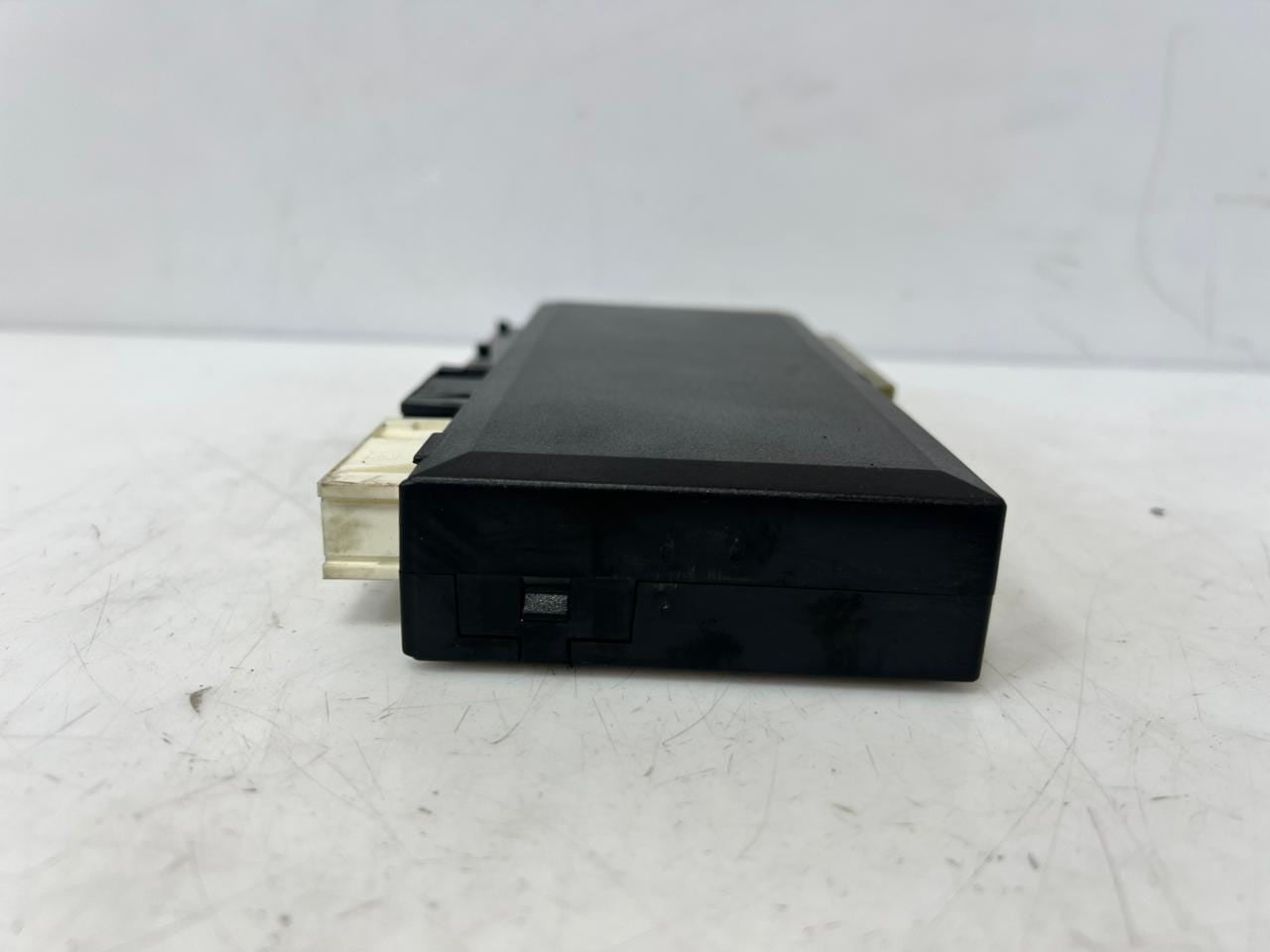 BMW 5 Series E39 523I Comfort Control Unit ECU 8372143 OEM