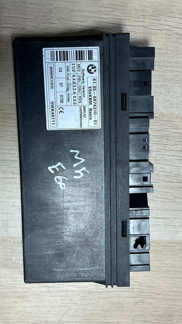 2006 BMW 525i Body Control Module 6974310 E60 5 Series and E63 E64 6 Series