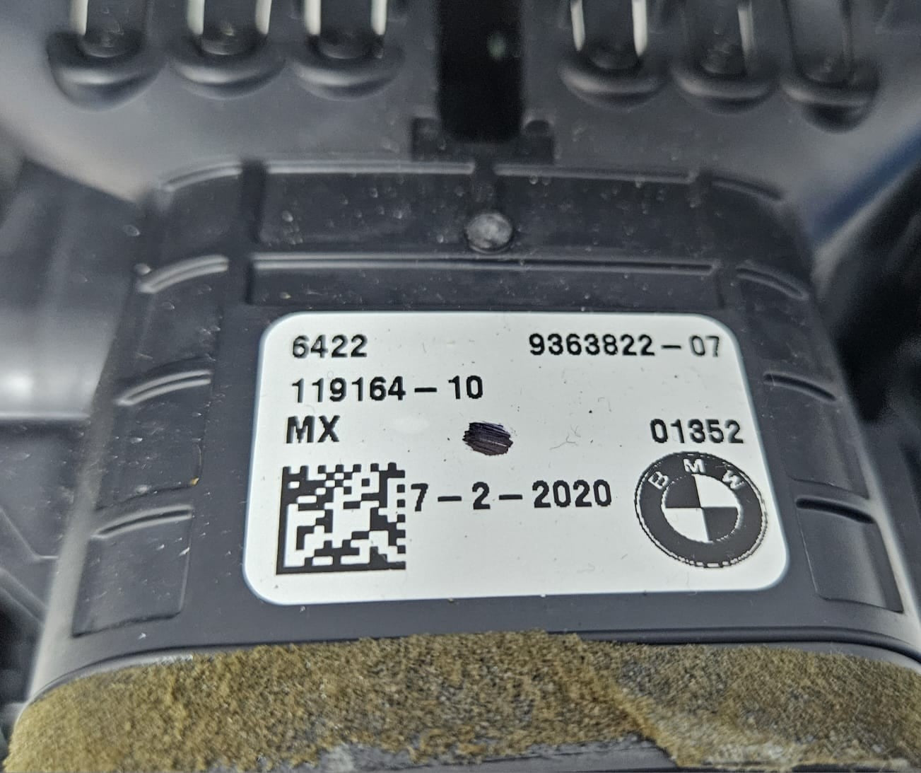 2022-2024 BMW X3 G01 Cover Center Console Rear 9461902 OEM