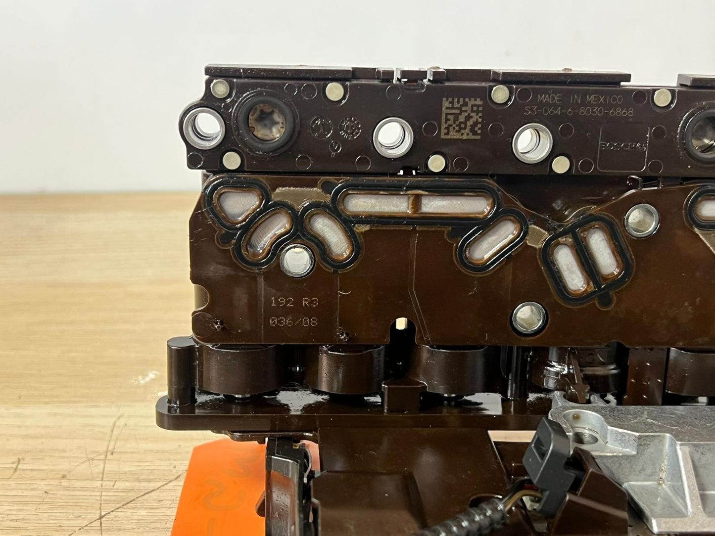 BMW Automatic Transmission Valve Body 24243598 TCM E90 E83 GL45 GM N52 N46 2008