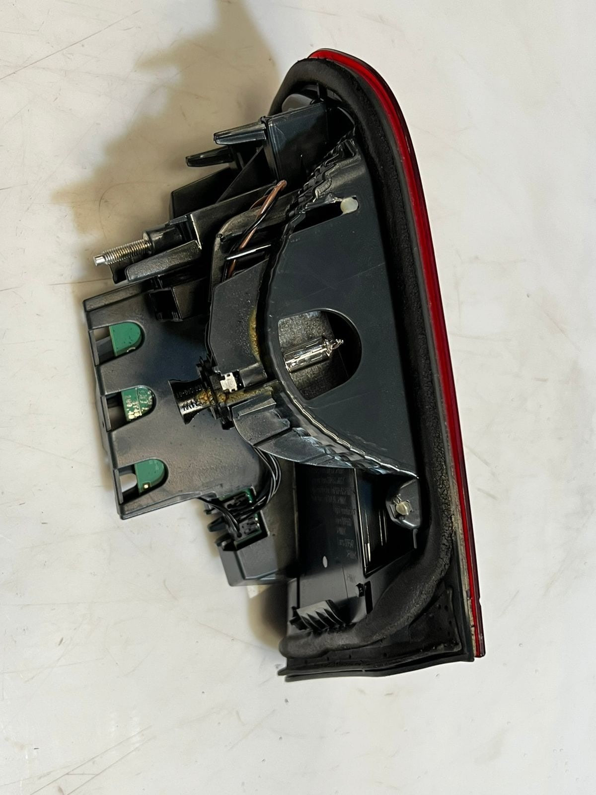 BMW 3 Series F30 F31 F35 LCI F80 M3 Rear Inner Tail Light Right 7369120 OEM