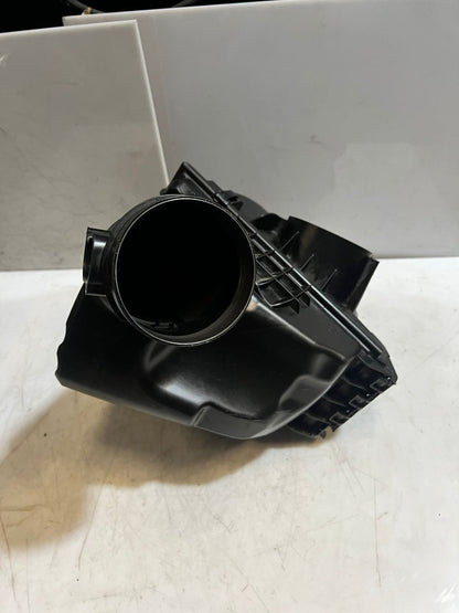 2010-2016 BMW 528i F10 N20 520I F11 F07 Air Intake Filter Box 7612014 OEM